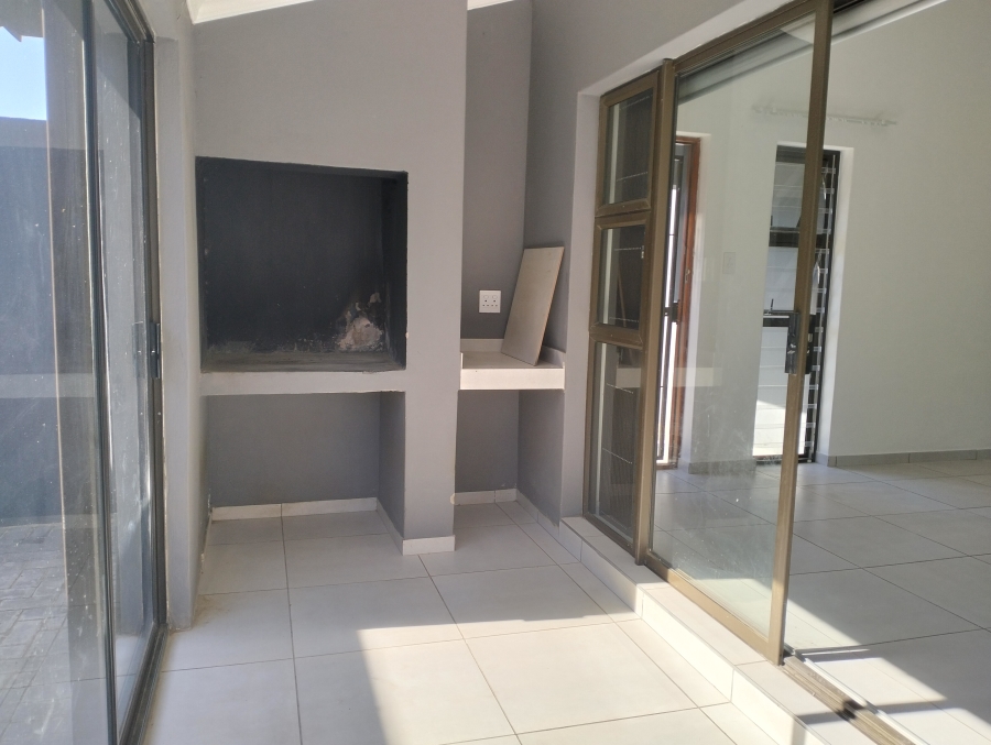 To Let 3 Bedroom Property for Rent in Fountains Estate Eastern Cape